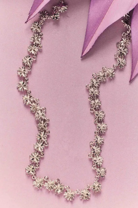 Linked Daisy Necklace sold by Apodemia
