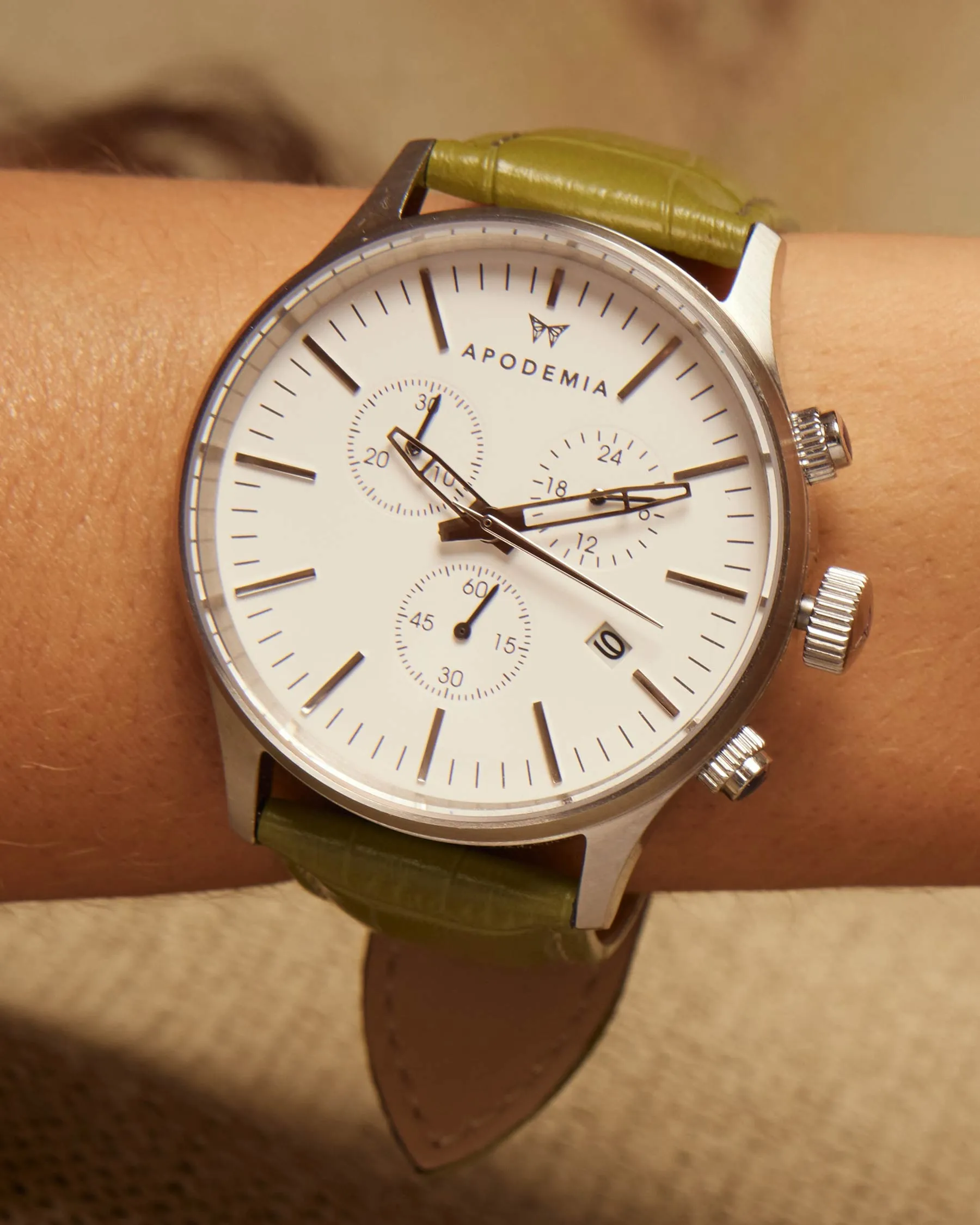 Woodland Chrono Fresh Leaf Watch sold by Apodemia product image thumbnail 3