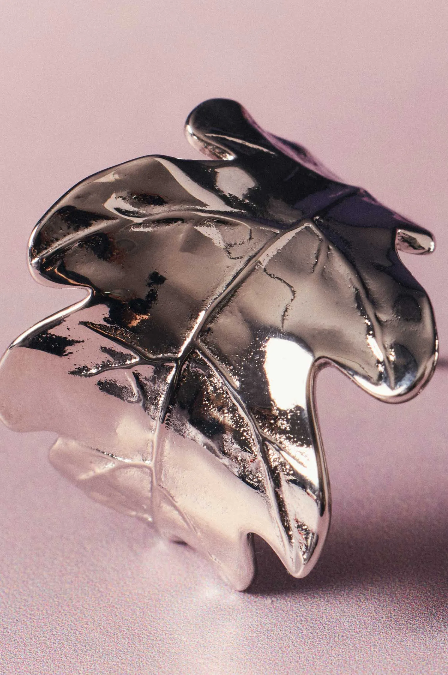 BULKY INTO THE WOODS HOOP EARRINGS sold by Apodemia product image thumbnail 2