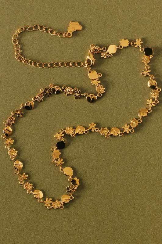 Linked Pearl Necklace sold by Apodemia