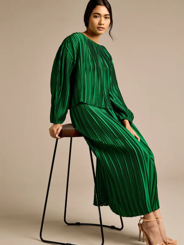 GWD Debbie Pleated Skirt sold by George W. Davies