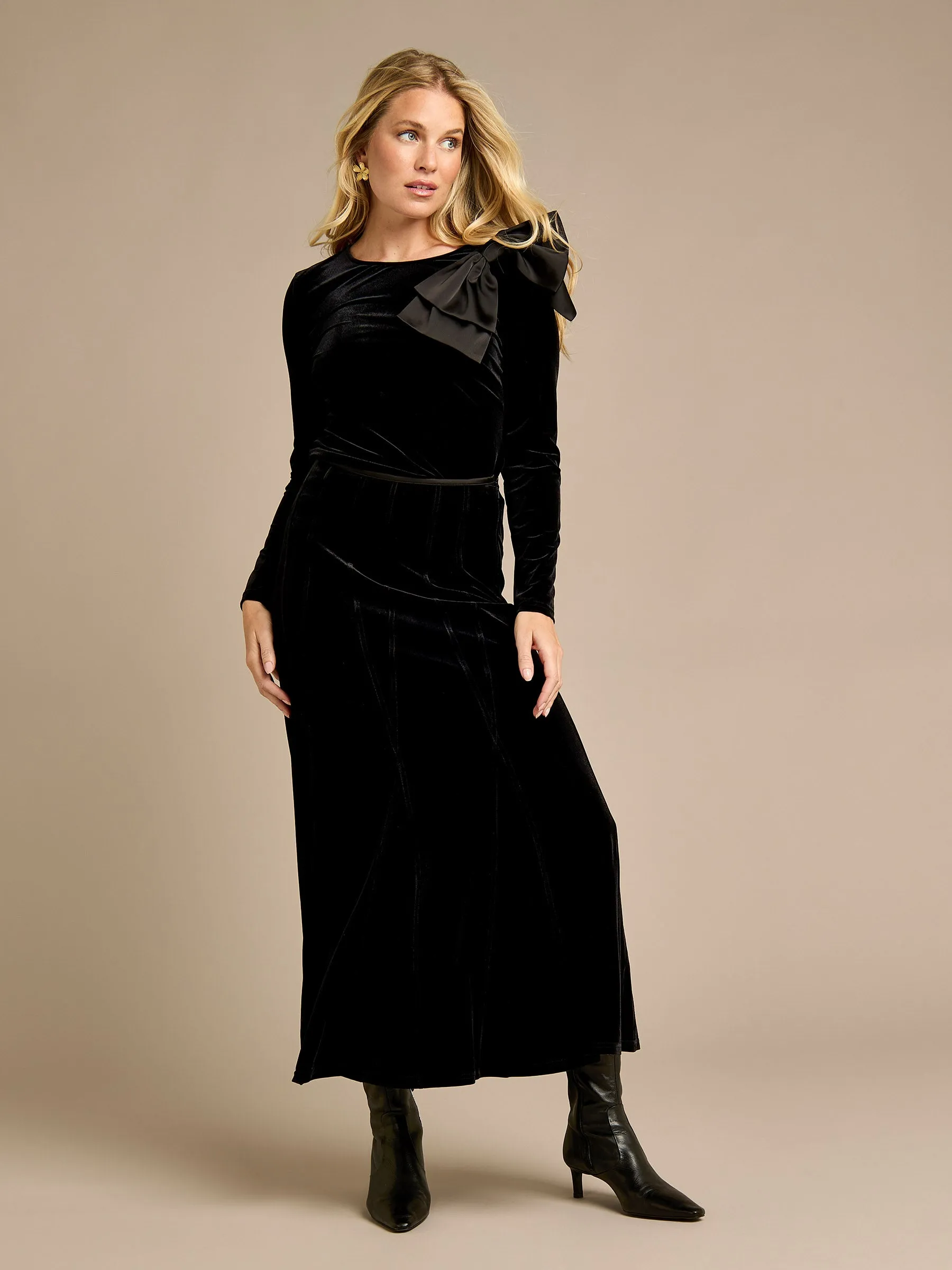 GWD Vienna Black Velvet Maxi Skirt sold by George W. Davies