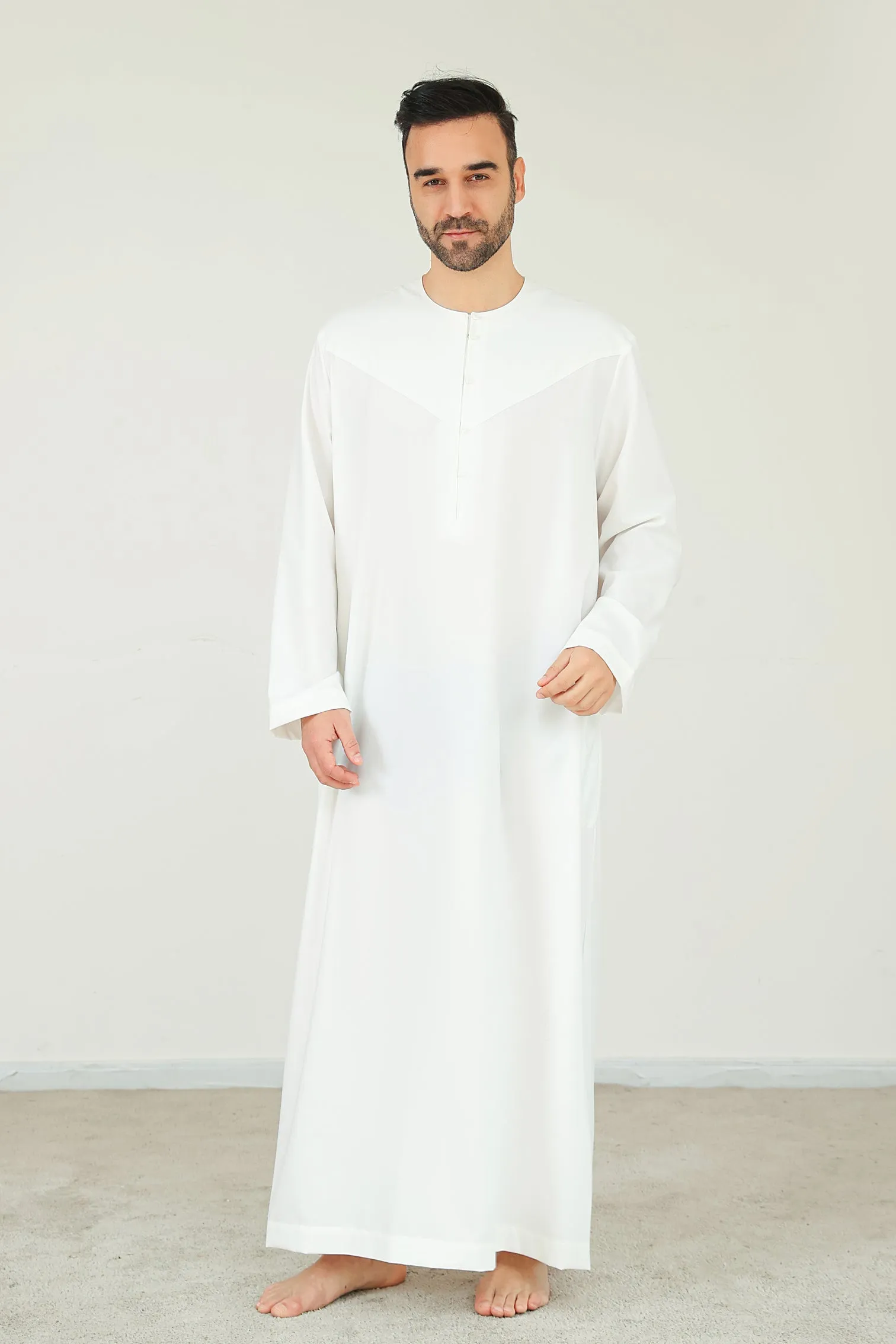 Elegant Traditional Muslim Robe sold by Evofash
