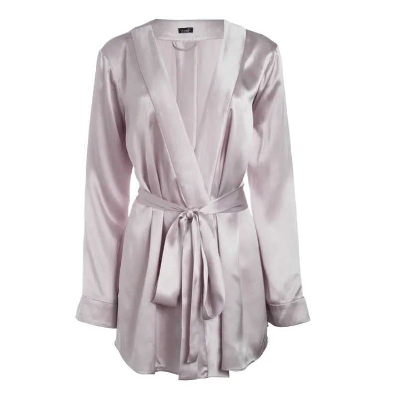 lola silk short robe in blush sold by Je Mérite