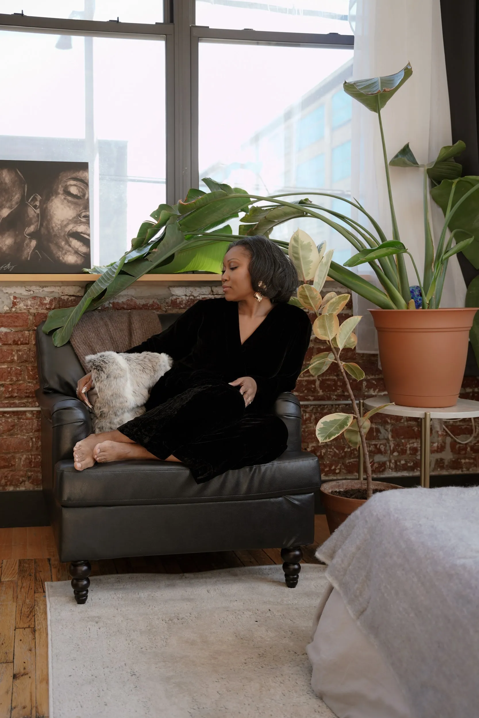 josephine silk velvet tuxedo pant in noire sold by Je Mérite product image thumbnail 3