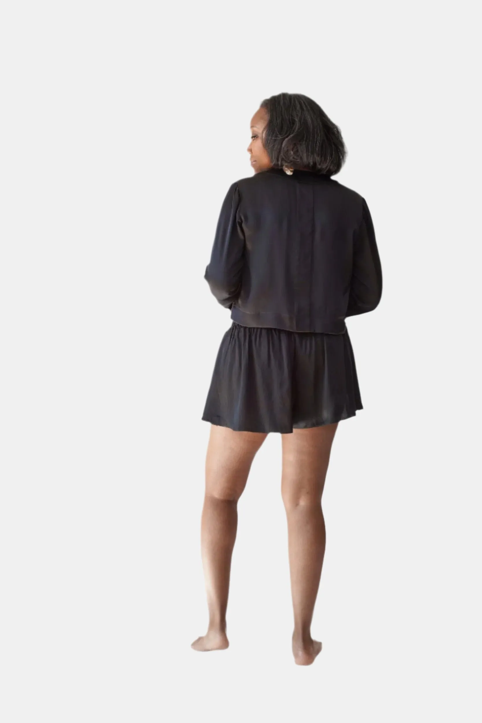 lola silk short in noire sold by Je Mérite product image thumbnail 5