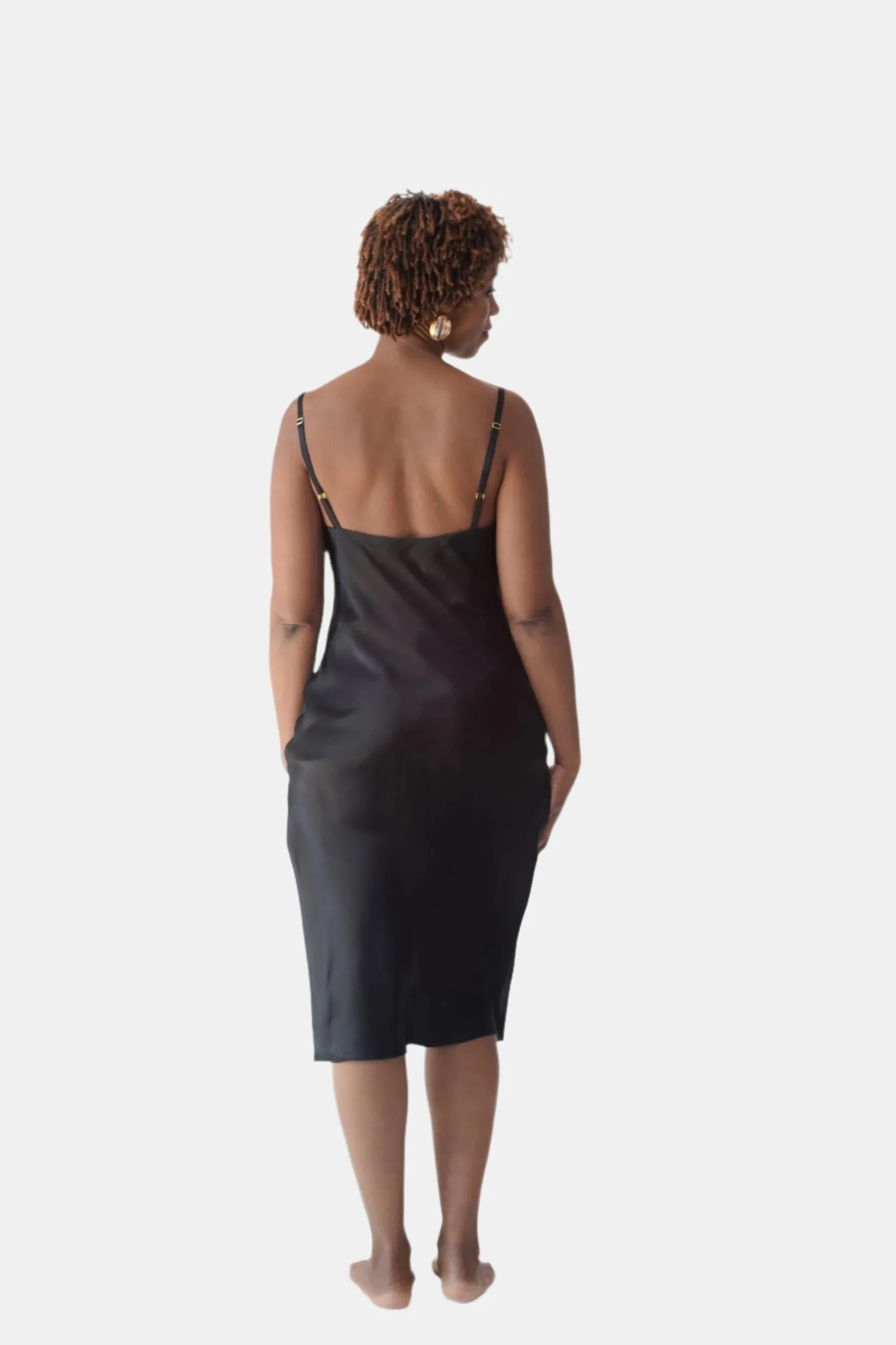 lola silk chemise in noire sold by Je Mérite product image thumbnail 5