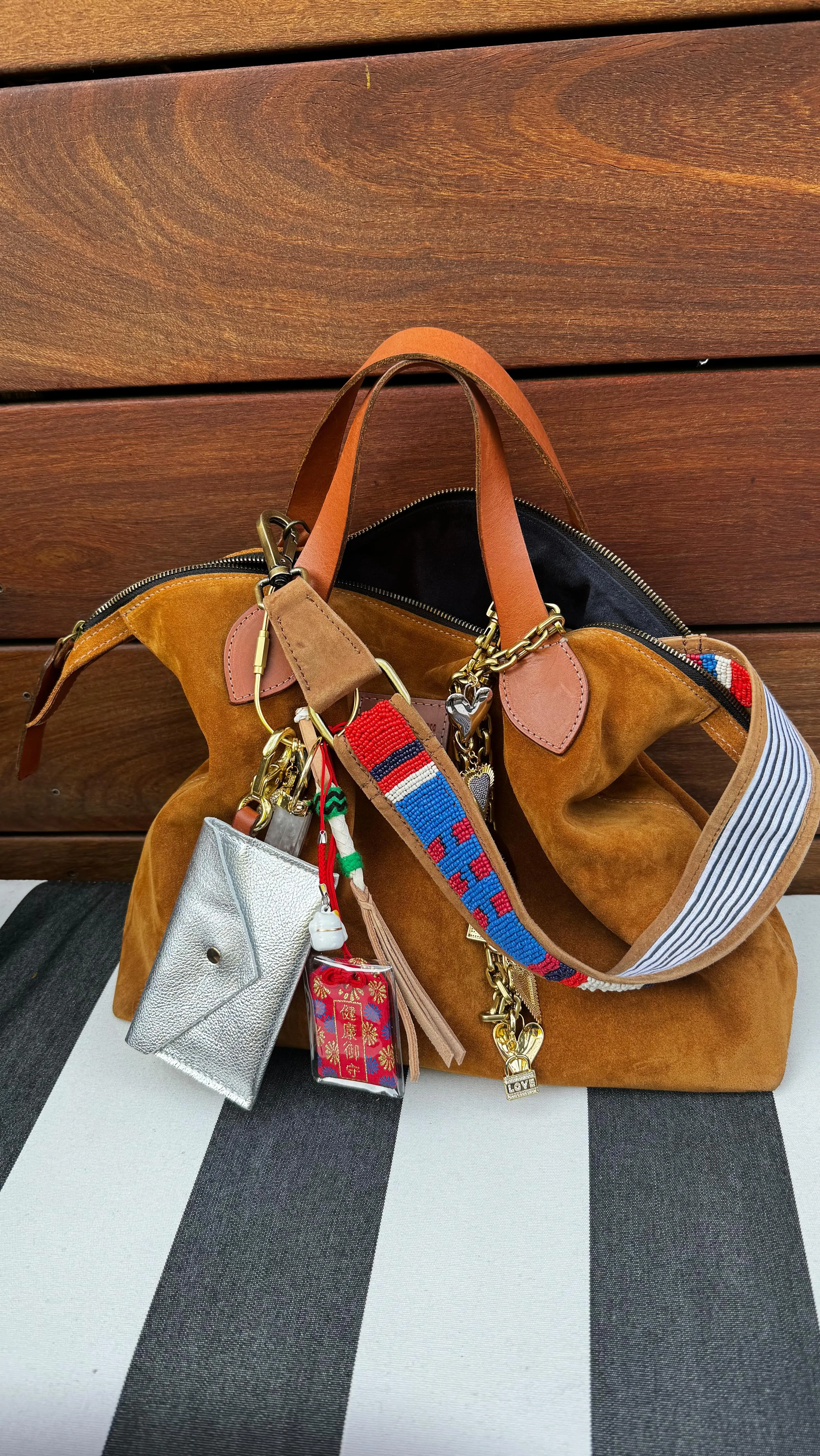 Envelope Card Holder with Keyring - Leather Silver sold by Parker Thatch product image thumbnail 2