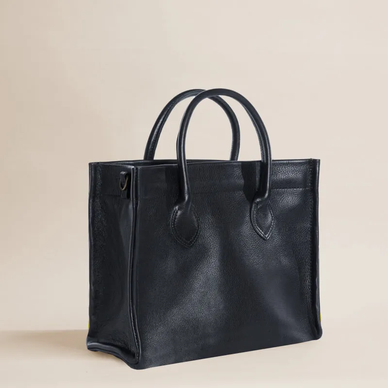 Parker - Leather Pebbled Black sold by Parker Thatch product image thumbnail 3