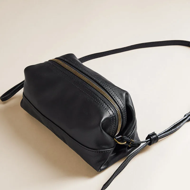 Bon Bon East West Baguette - Leather Black sold by Parker Thatch product image thumbnail 3