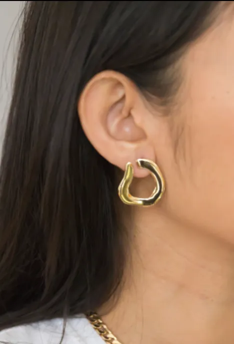 Brushstroke Earrings Mini sold by The Jewelry Edit product image thumbnail 3