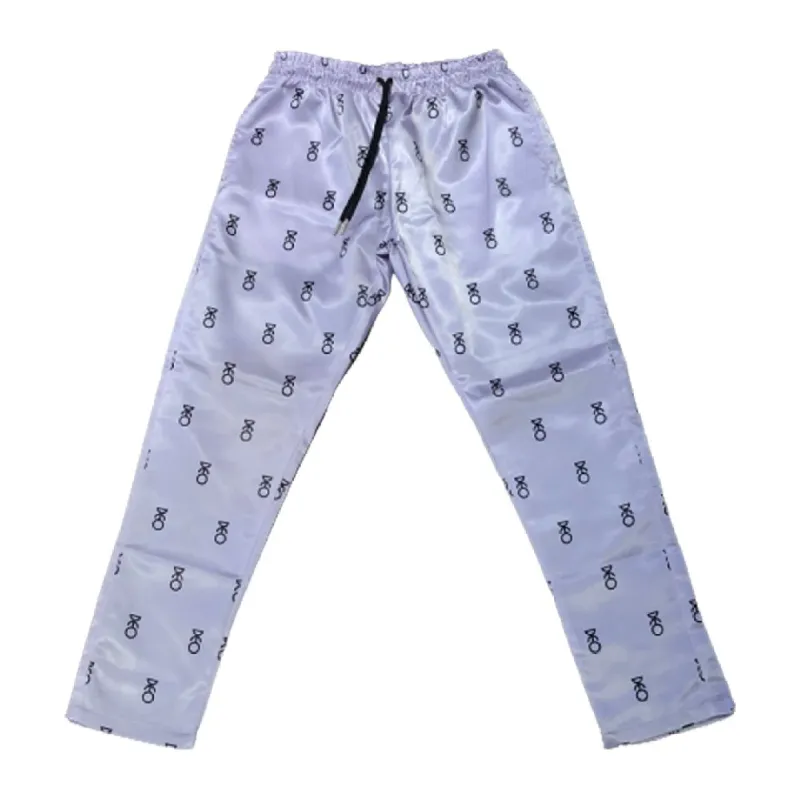 A DREAMERS SET (PANTS) sold by DMO