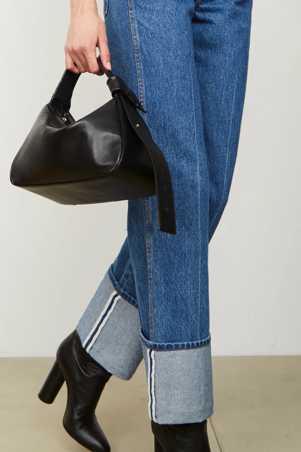 The Alexa Wide Leg Denim American Blue sold by Curio product image thumbnail 2