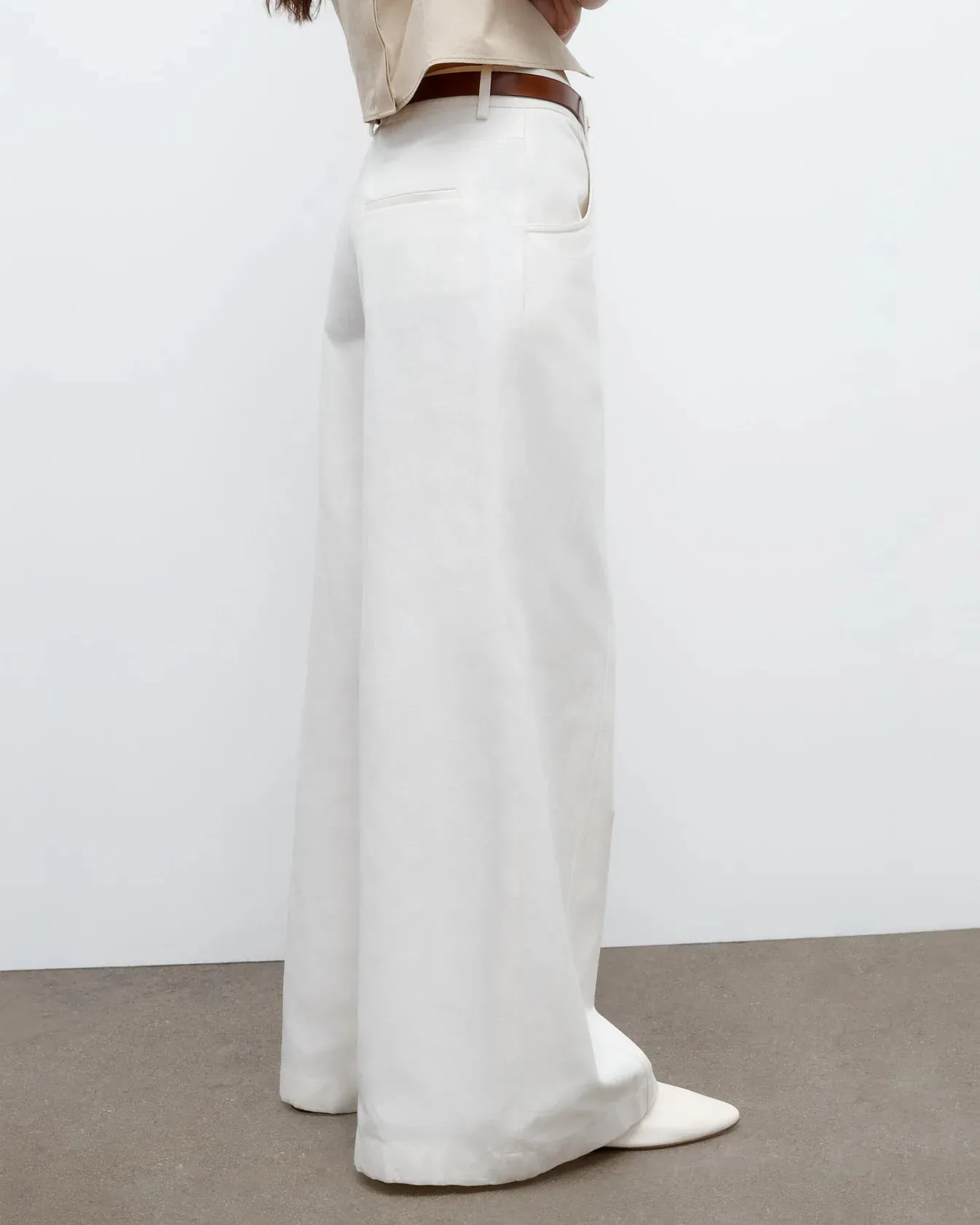 Dee's Trouser in Cotton Linen Twill sold by Curio product image thumbnail 3