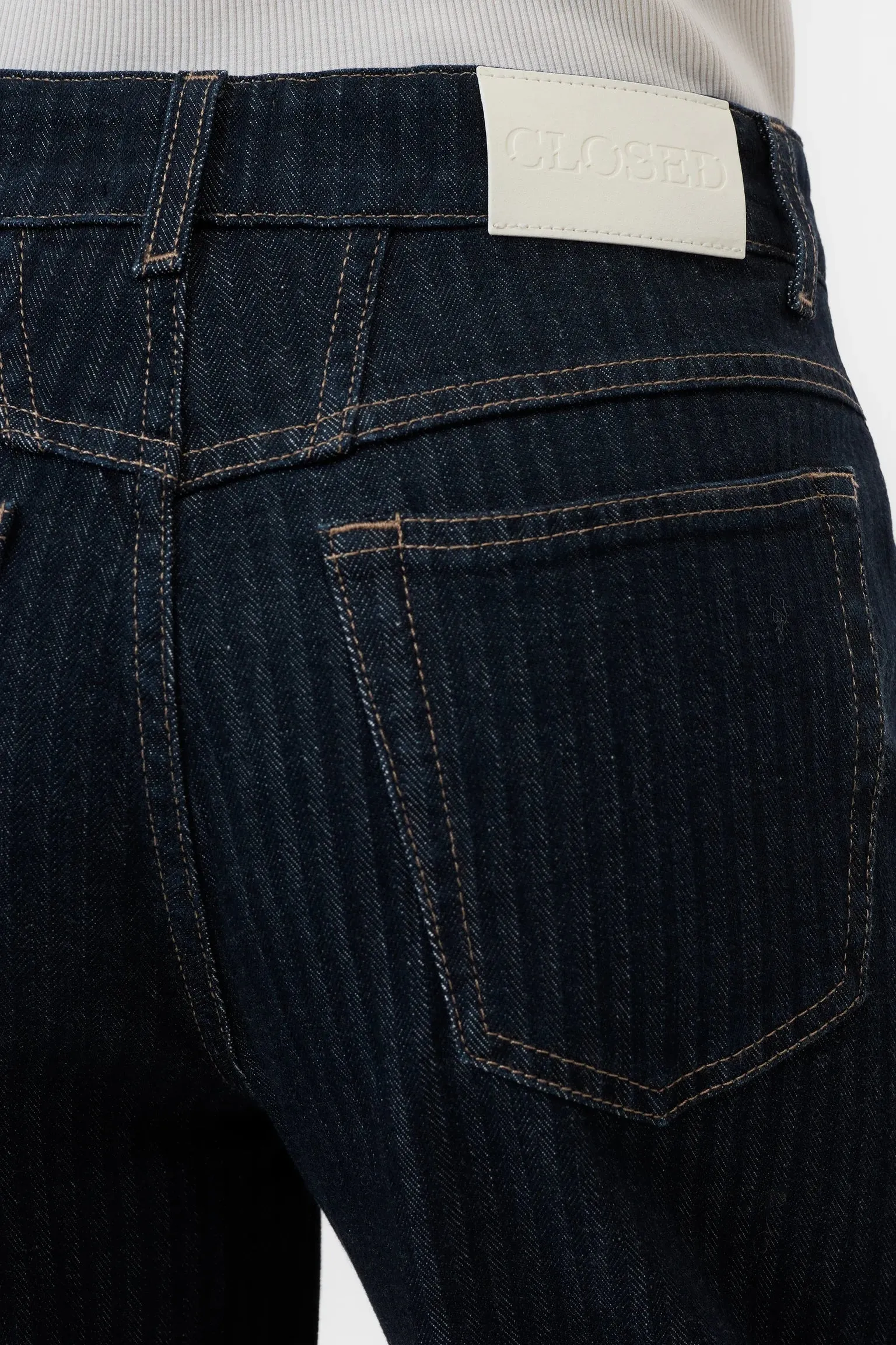 Jazzie Dark Blue sold by Curio product image thumbnail 4