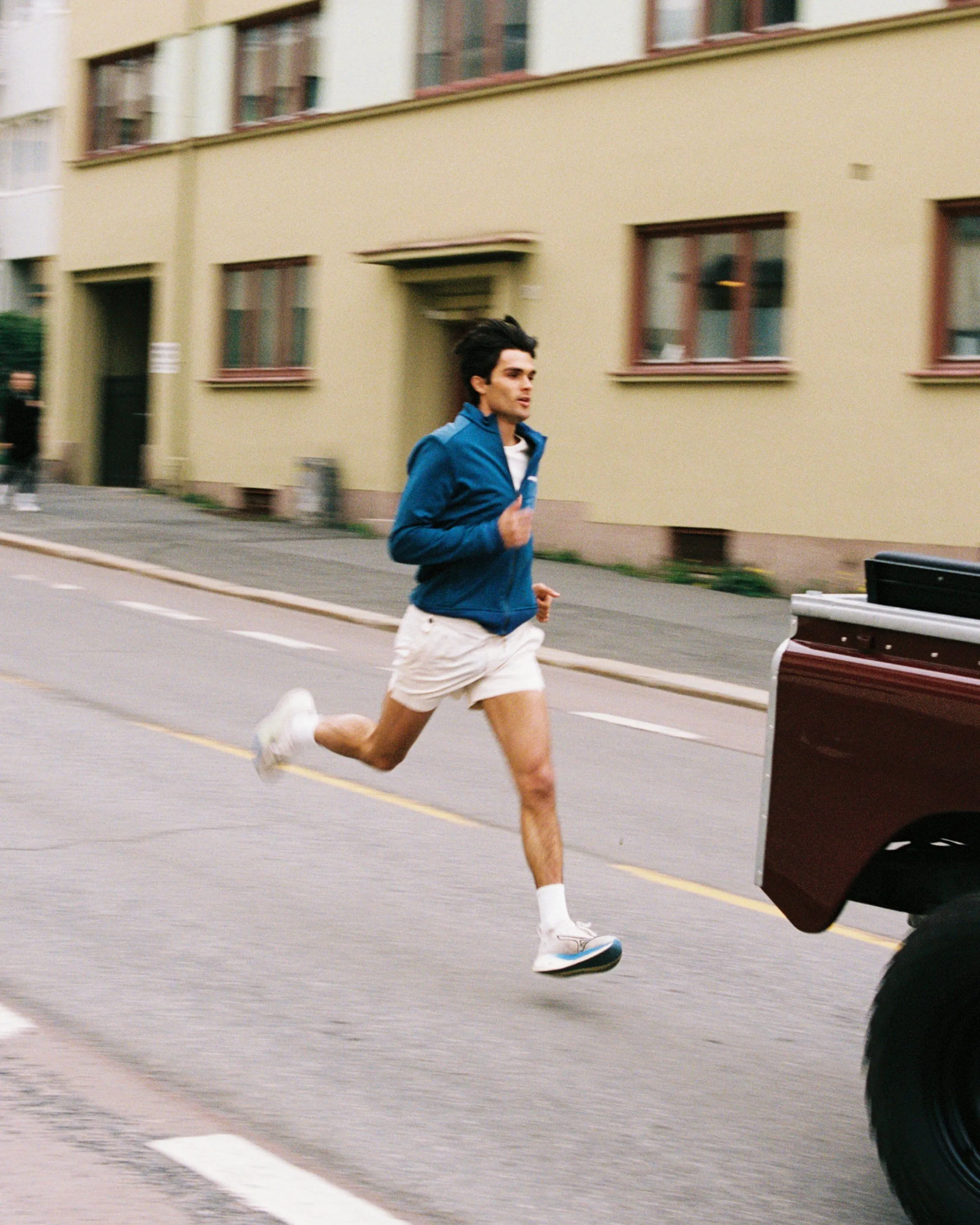 5 Incher Ditch-Hiker Shorts Oatmeal sold by Curio product image thumbnail 5