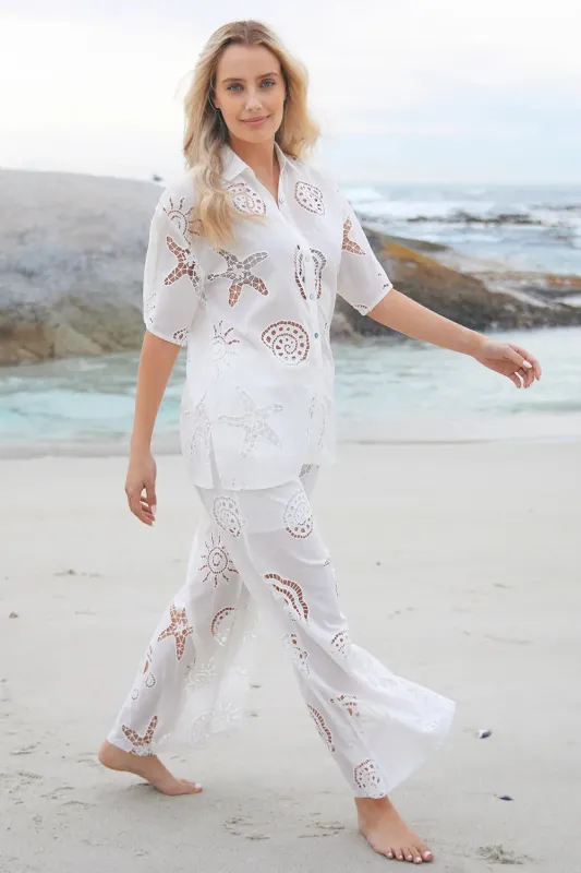 Pants Lynn sold by Curio