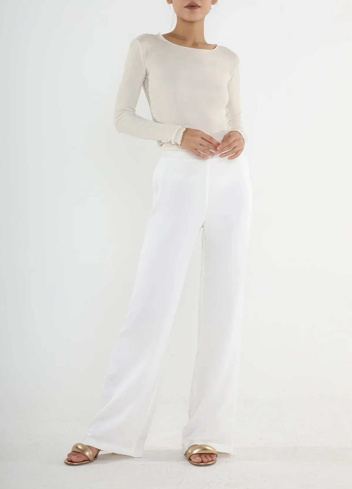 Knit Silk Roundneck L/S T shirt White sold by Curio product image thumbnail 3