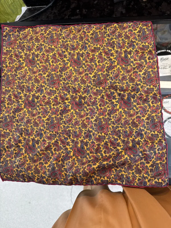 Men’s Gold/Blue/Red Pocket Square made by Curio