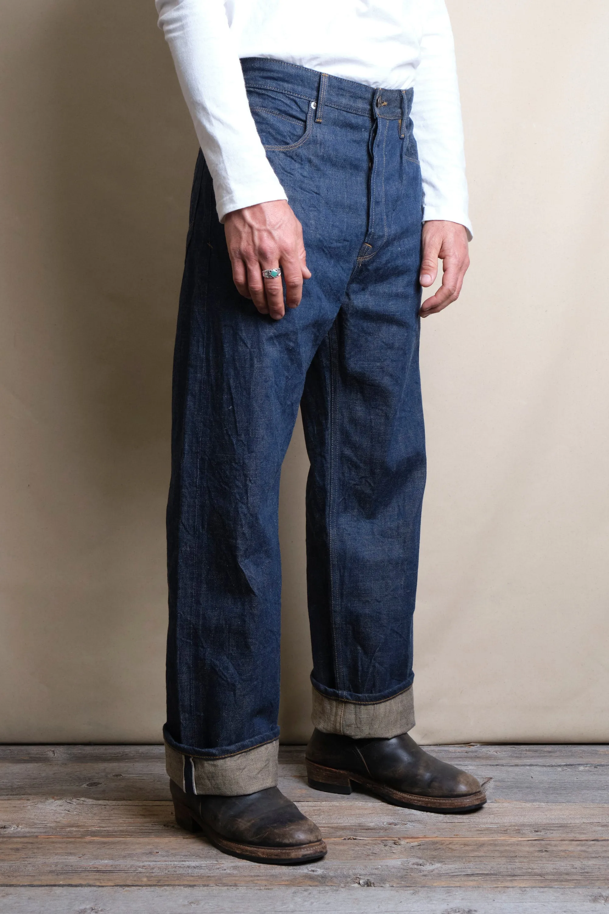 Modesto 13 Ounce Natural Rinsed Denim sold by Freenote Cloth product image thumbnail 2