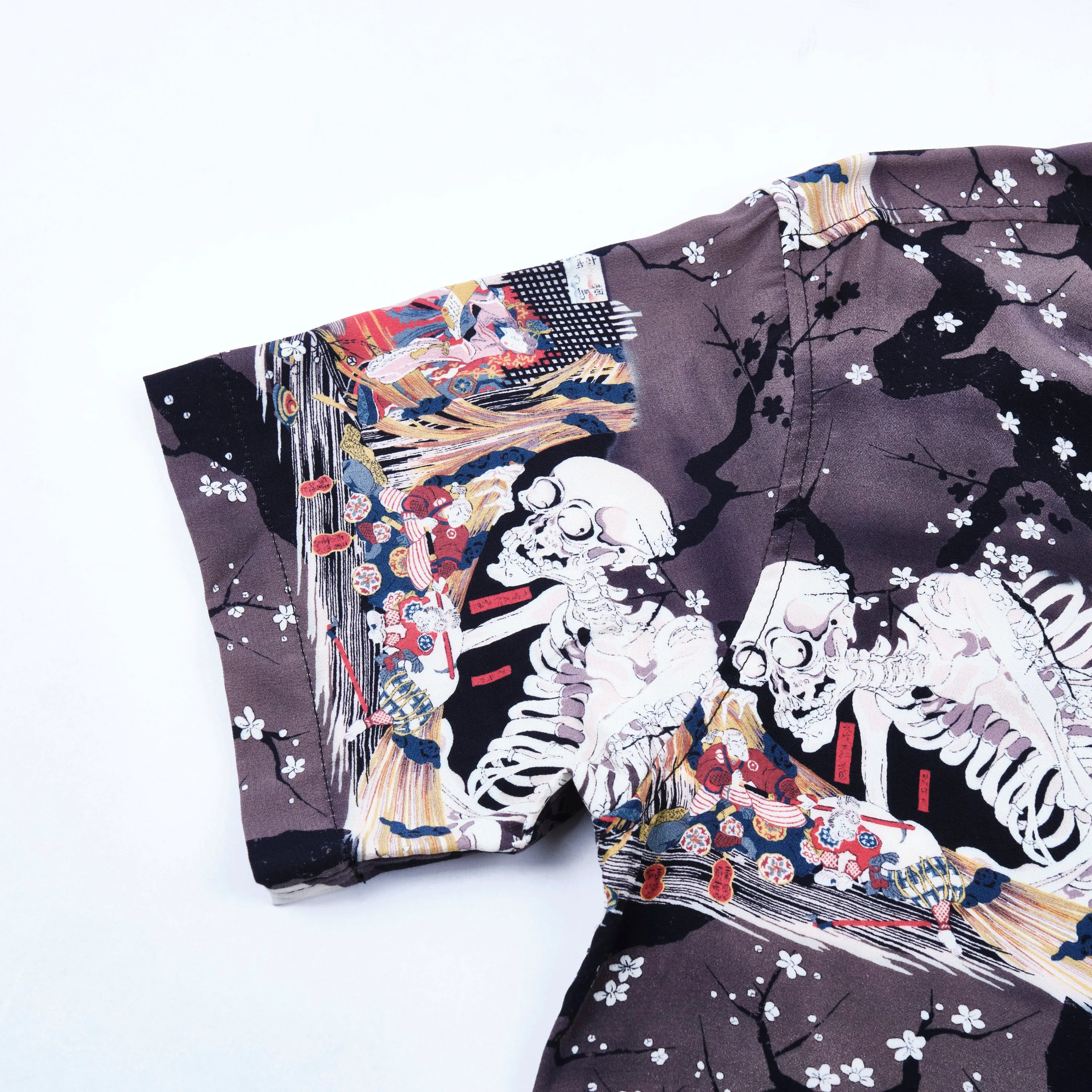 Hawaiian Charcoal Skeleton sold by Freenote Cloth product image thumbnail 5