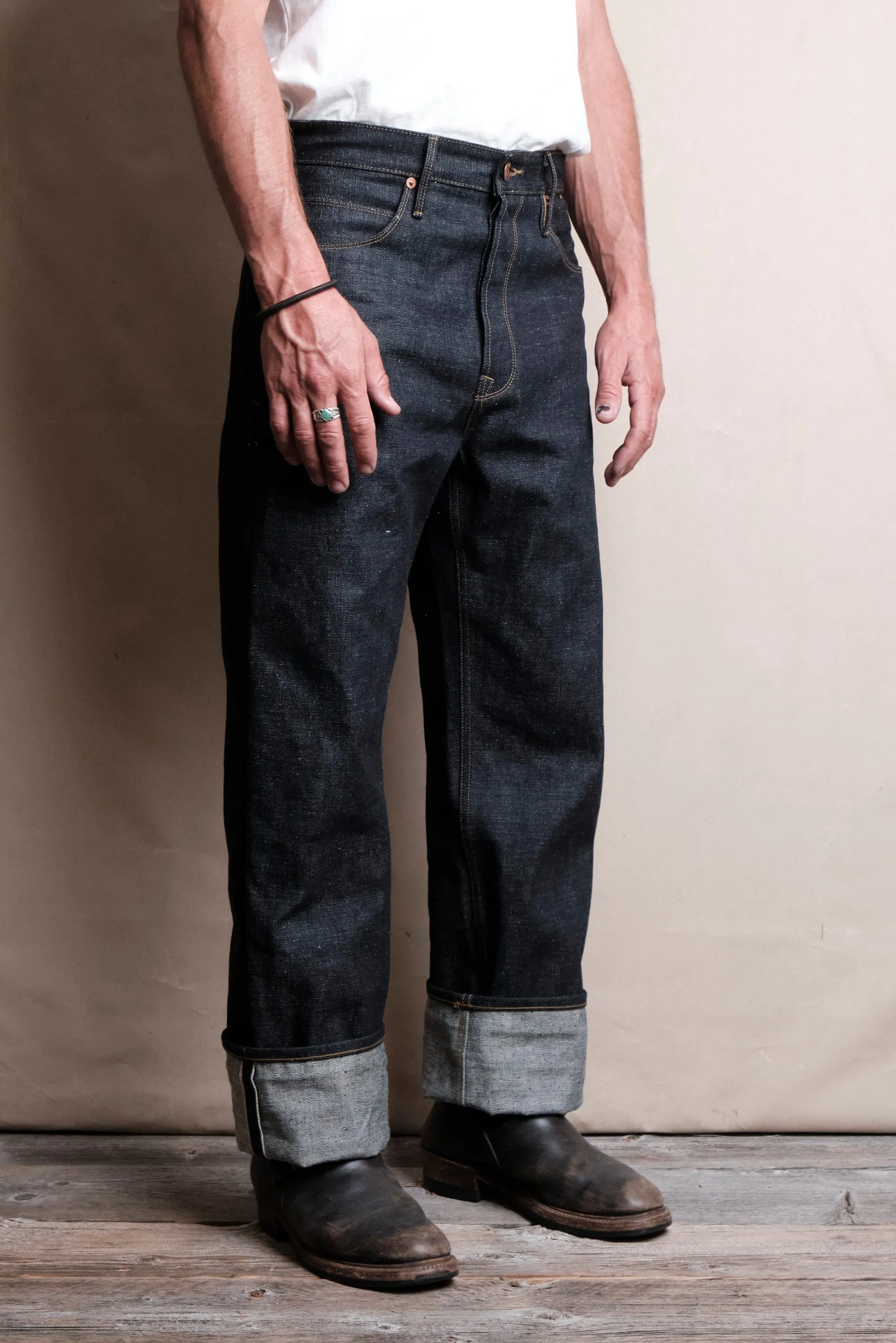Modesto 16 Ounce Indigo Denim sold by Freenote Cloth product image thumbnail 4