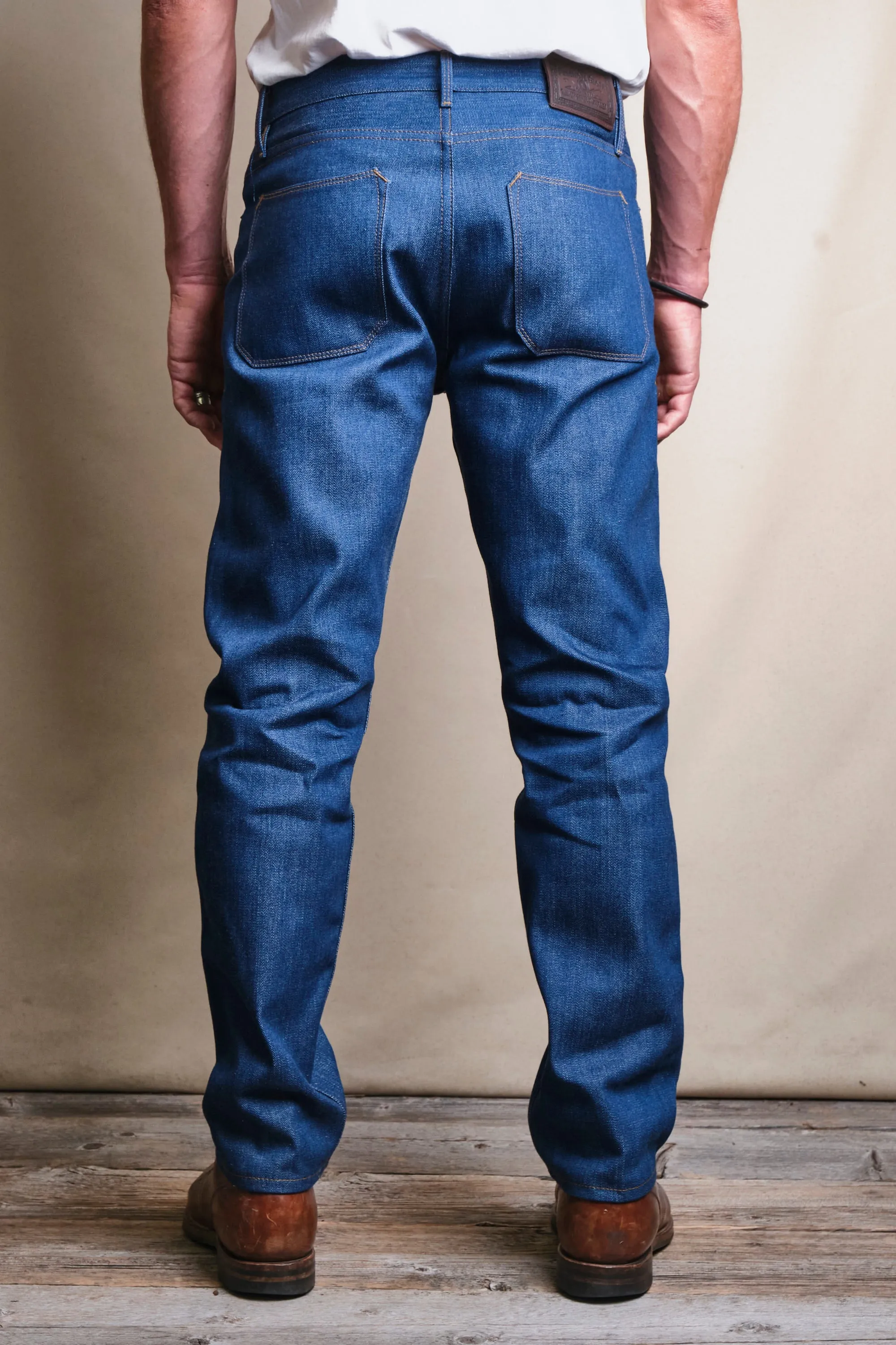 Portola Classic Taper 12 Ounce Vintage Blue Denim sold by Freenote Cloth product image thumbnail 5