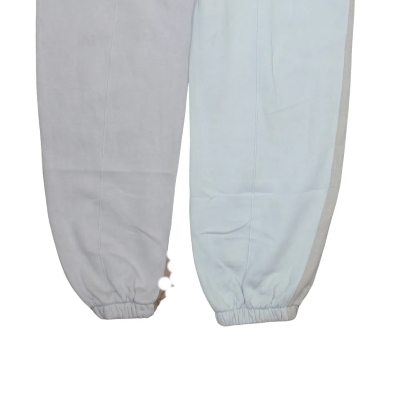 Nike Grey Two Tone Joggers Men’s Small Embroidered Swoosh Elastic Waist Cuffed Sweatpants sold by Vintage Club product image thumbnail 4