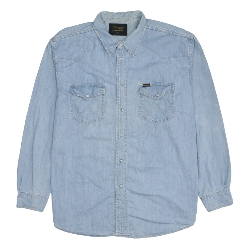 Wrangler Light Blue Denim Shirt Women’s XXLarge Snap Western Pockets Long Sleeve Top sold by Vintage Club