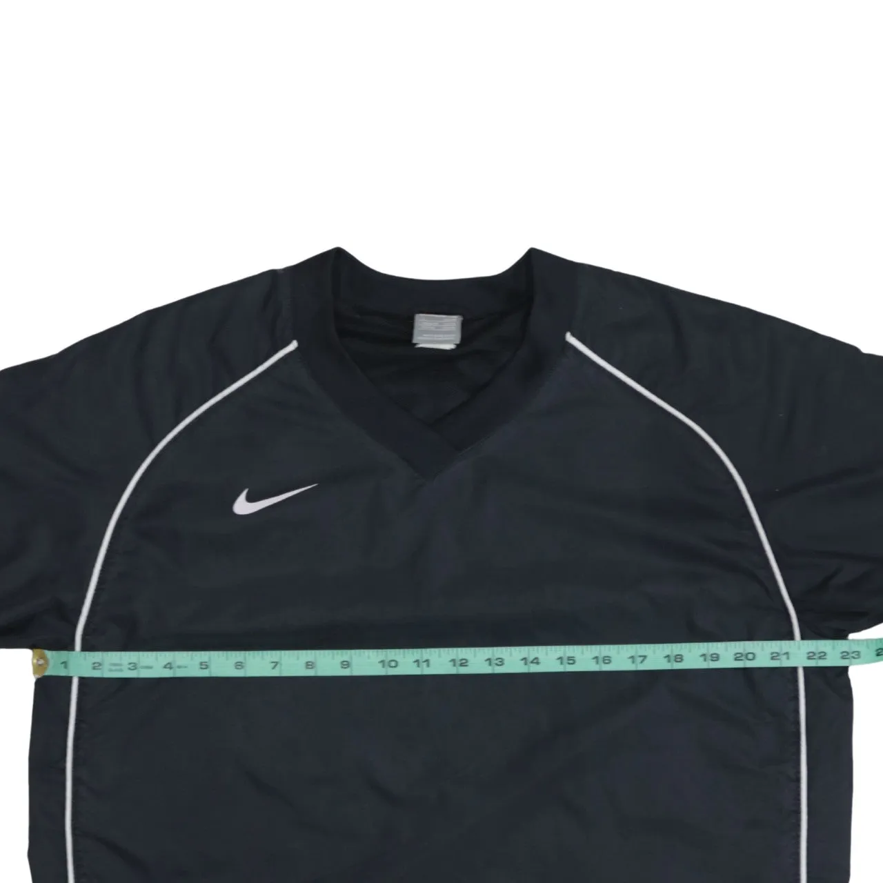 Nike Black Windbreaker Women’s Large Embroidered Swoosh V Neck Pullover Training Top Jacket sold by Vintage Club product image thumbnail 5