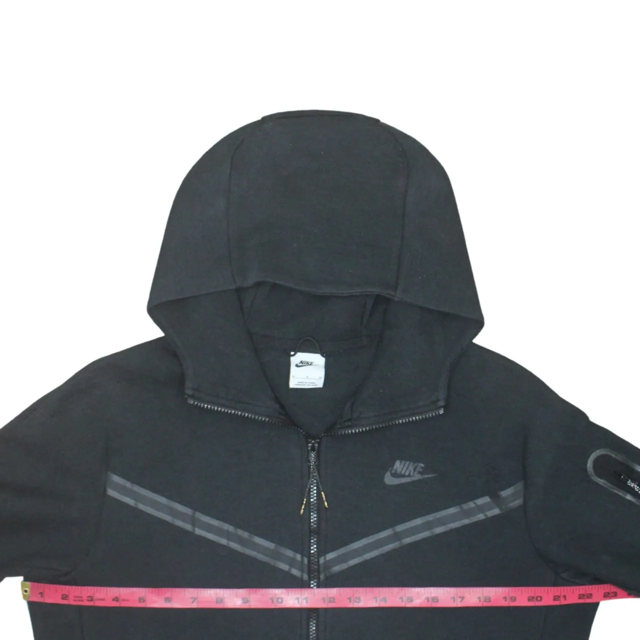 Nike Black Full Zip Hoodie Men's Medium Arm Zip Pocket Printed Chevron Sweatshirt sold by Vintage Club product image thumbnail 5