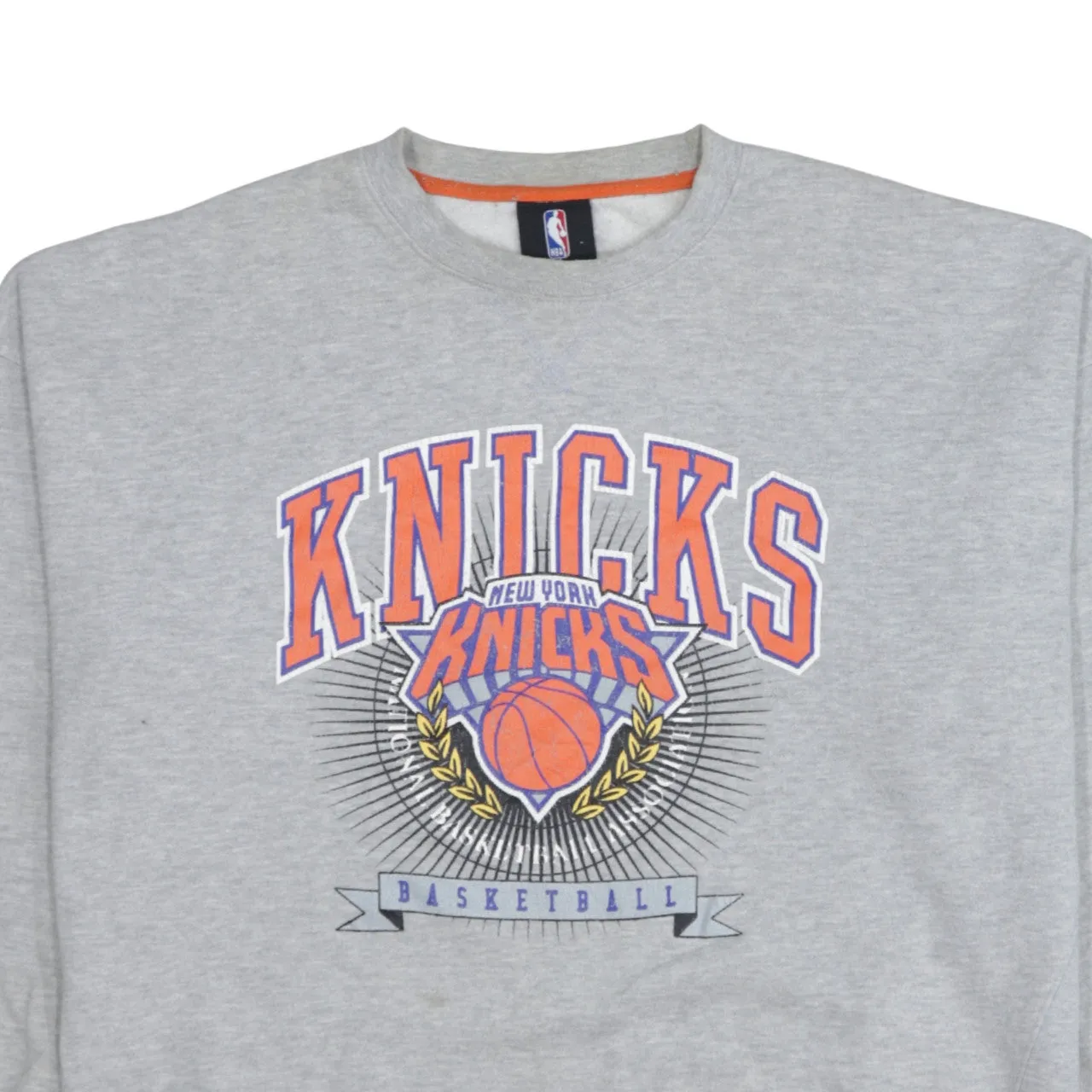 NBA Grey Sweatshirt Men's Medium New York Knicks Printed Logo Crewneck Pullover Fleece Top sold by Vintage Club product image thumbnail 3