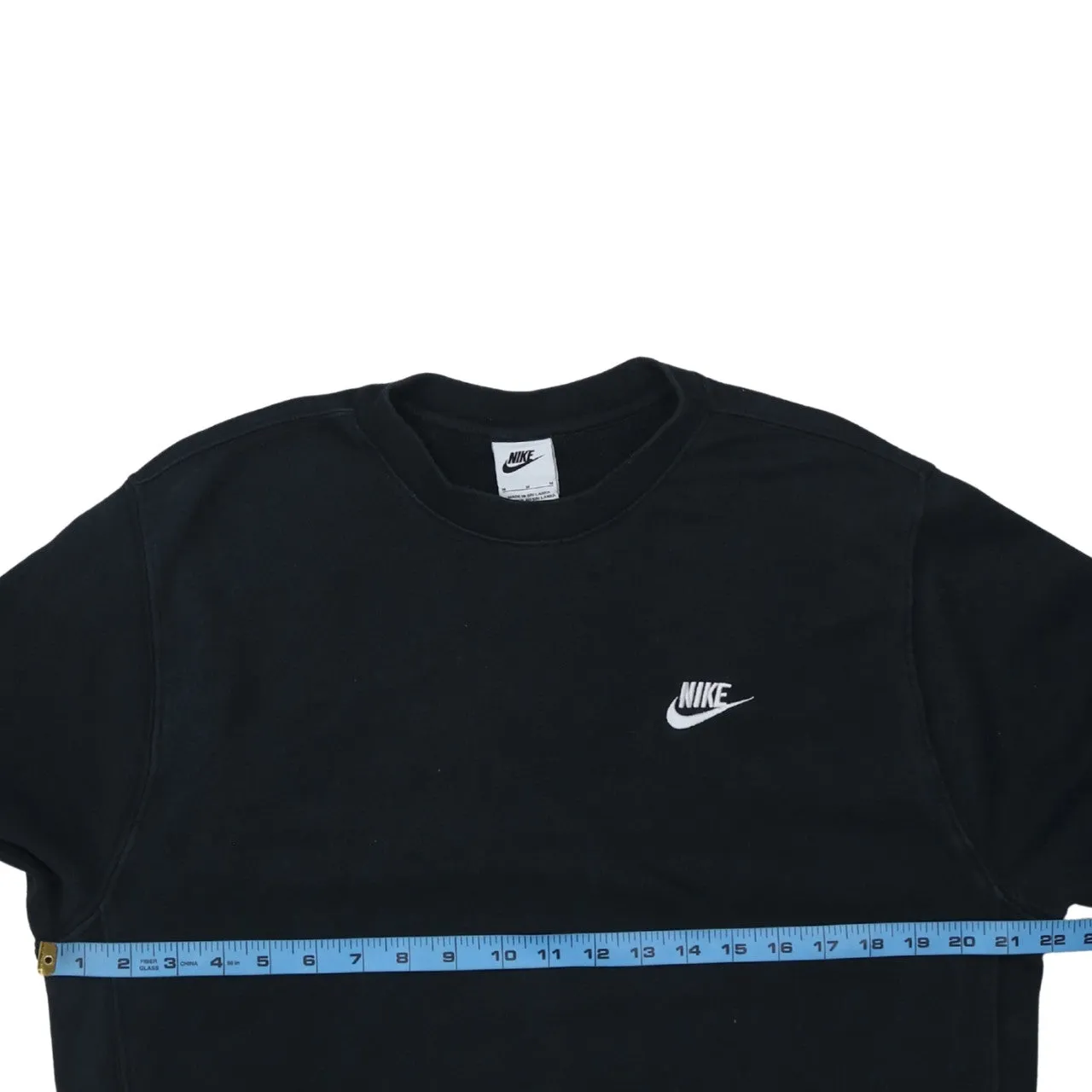 Nike Black Sweatshirt Men's Medium Embroidered Chest Swoosh Crewneck Pullover Fleece Top sold by Vintage Club product image thumbnail 5