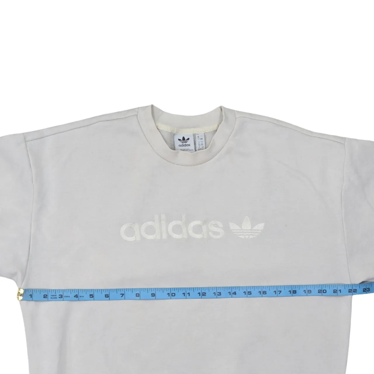 Adidas Cream Sweatshirt Women’s Large Embroidered Trefoil Logo Crewneck Pullover Fleece Top sold by Vintage Club product image thumbnail 5