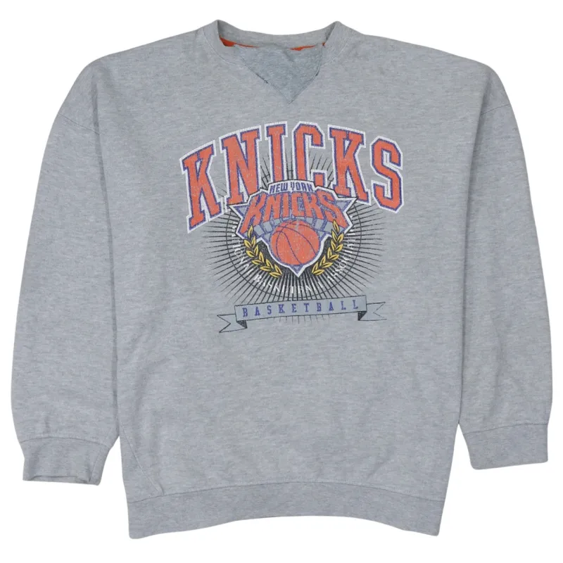 NBA Grey Sweatshirt Men's Medium New York Knicks Printed Logo Crewneck Pullover Top sold by Vintage Club