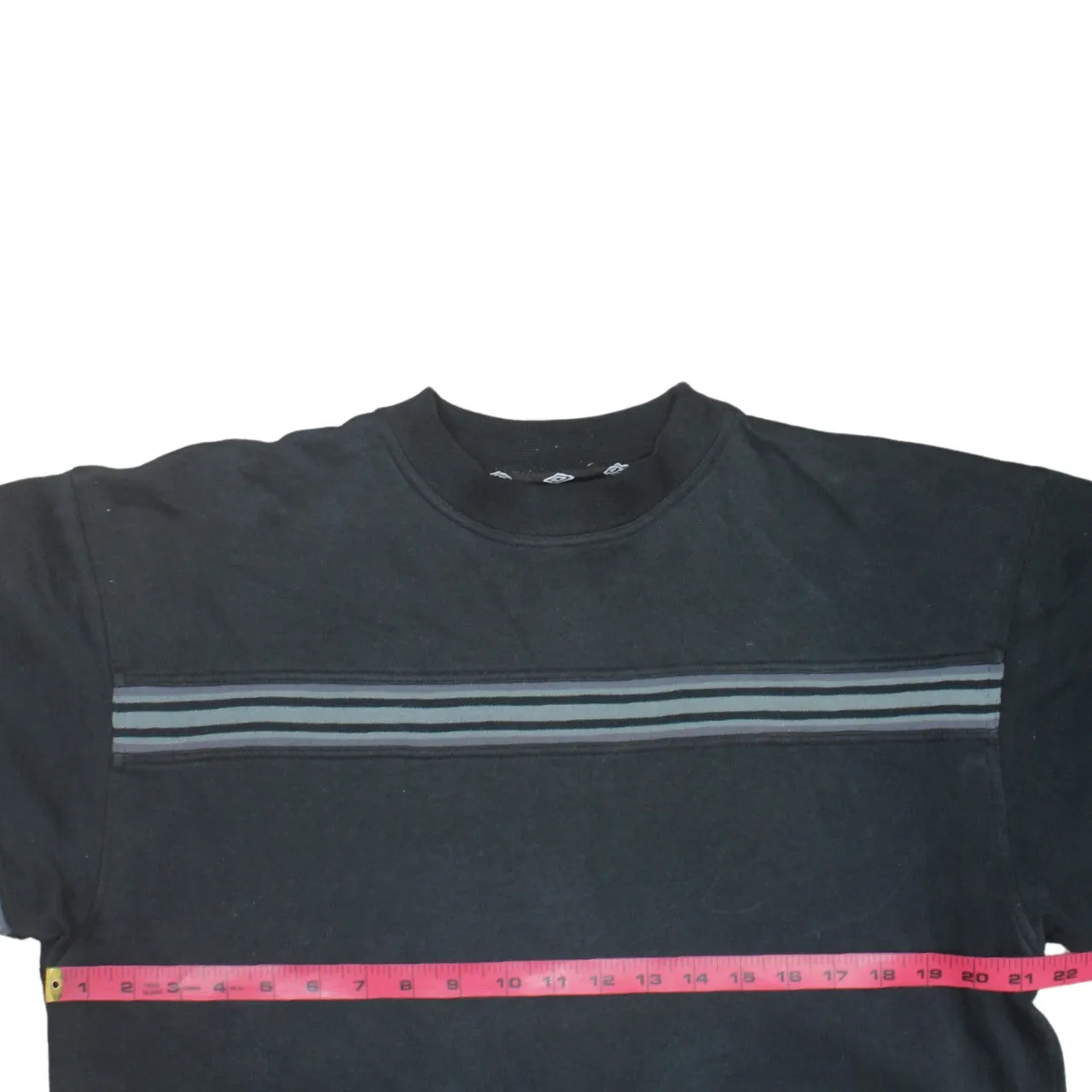 Umbro Black Long Sleeve Top Men’s Medium Striped Chest Arms Small Logo Sweatshirt sold by Vintage Club product image thumbnail 5