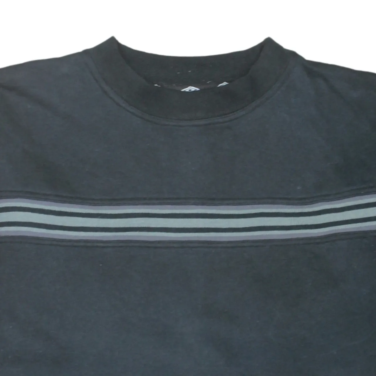 Umbro Black Long Sleeve Top Men’s Medium Striped Chest Arms Small Logo Sweatshirt sold by Vintage Club product image thumbnail 3