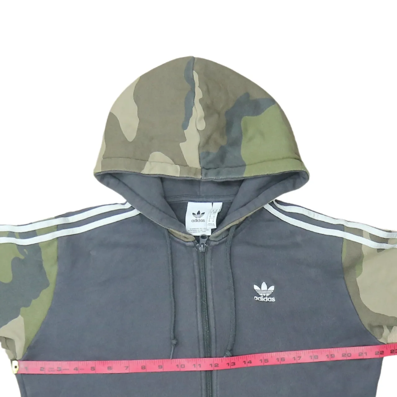 Adidas Grey Camo Full Zip Hoodie Men's Medium Trefoil Embroidered Logo Three Stripe Top sold by Vintage Club product image thumbnail 5