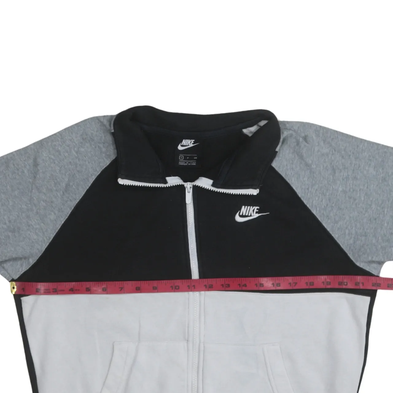 Nike Black Grey Full Zip Sweatshirt Women's XXLarge Embroidered Swoosh Pockets Pullover Top sold by Vintage Club product image thumbnail 5