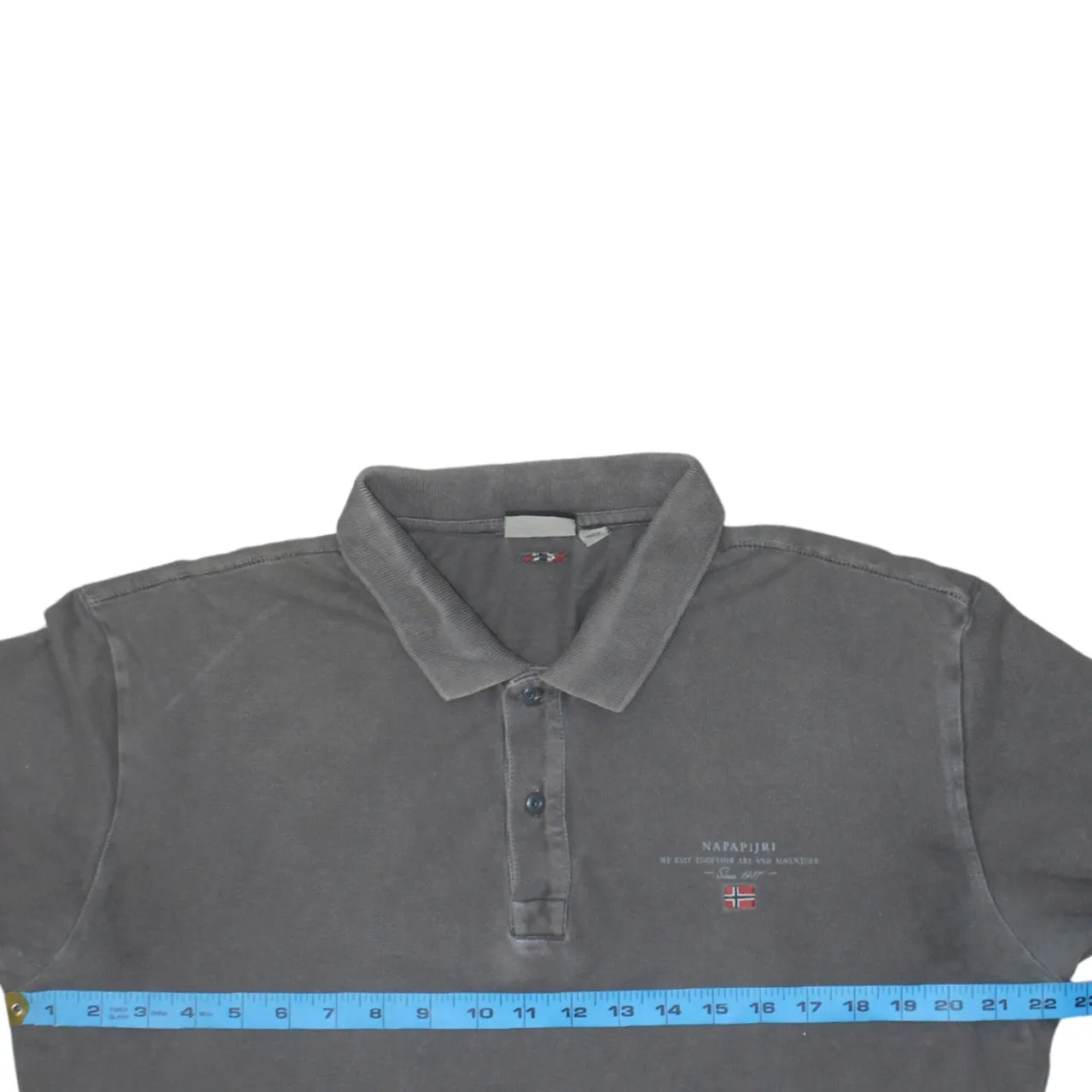 Napapijri Faded Charcoal Polo Shirt Women’s XLarge Embroidered Chest Logo Short Sleeve Top sold by Vintage Club product image thumbnail 5