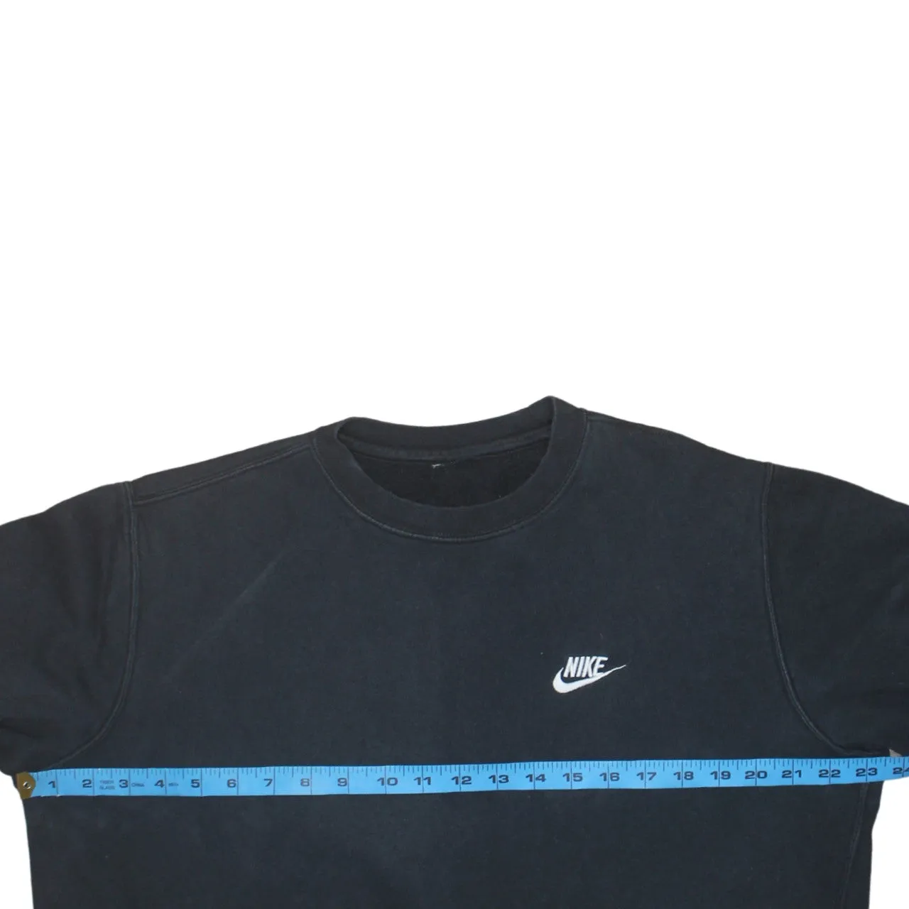 Nike Black Sweatshirt Men's Large Embroidered Swoosh Logo Crewneck Pullover Fleece Top sold by Vintage Club product image thumbnail 5