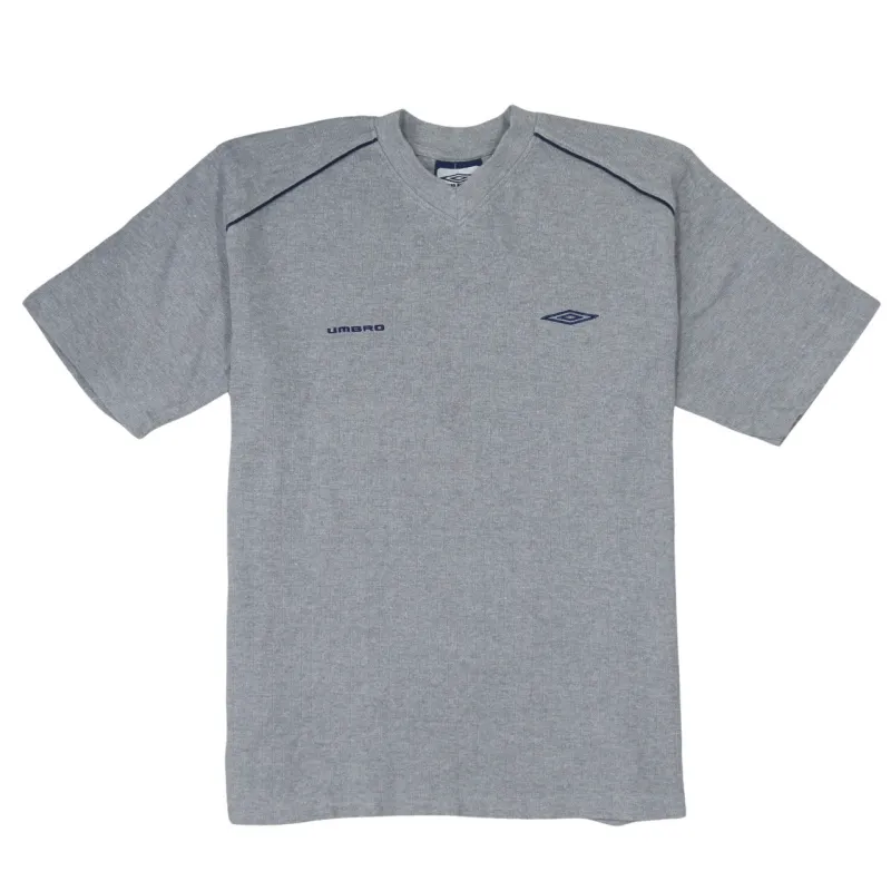 Umbro Grey T Shirt Women’s XLarge Embroidered Logo V Neck Short Sleeve Casual Top sold by Vintage Club