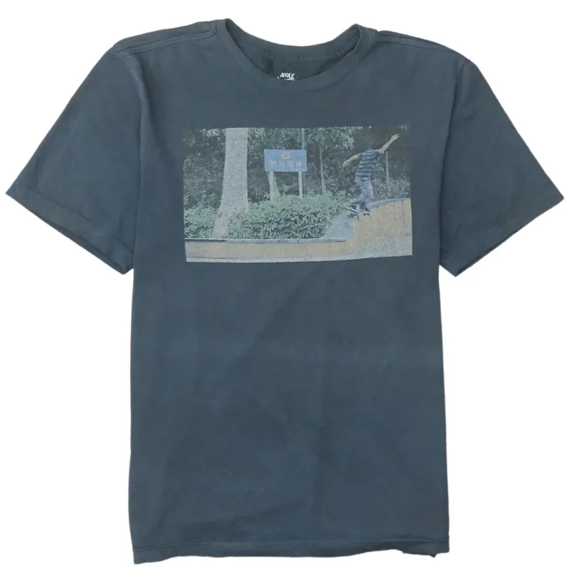 Nike Faded Black T Shirt Men's Small Skateboard Photo Graphic Printed Tee made by Nike