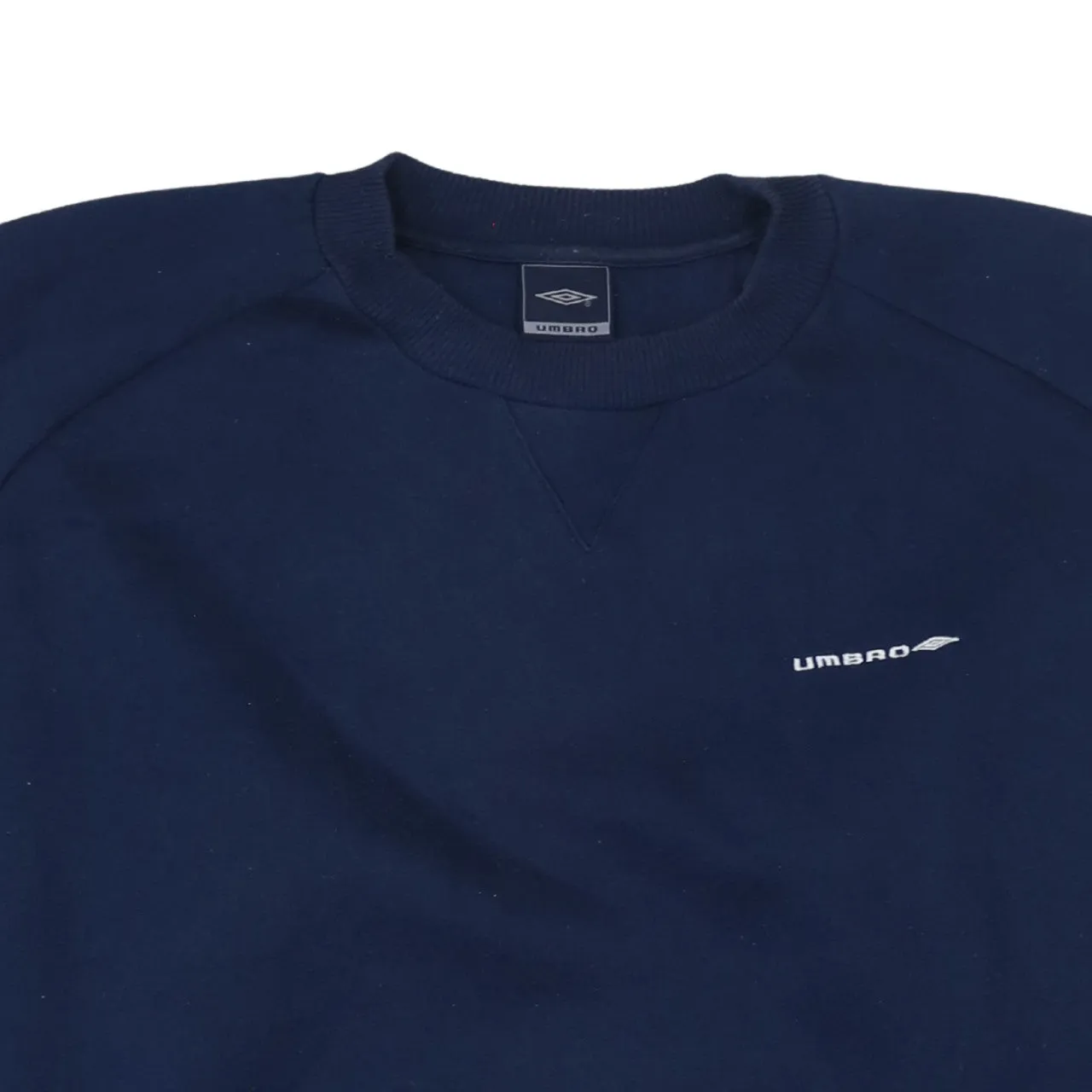 Umbro Navy Blue Sweatshirt Men's XXLarge Embroidered Chest Logo Ribbed Cuffs Pullover Fleece Top sold by Vintage Club product image thumbnail 3