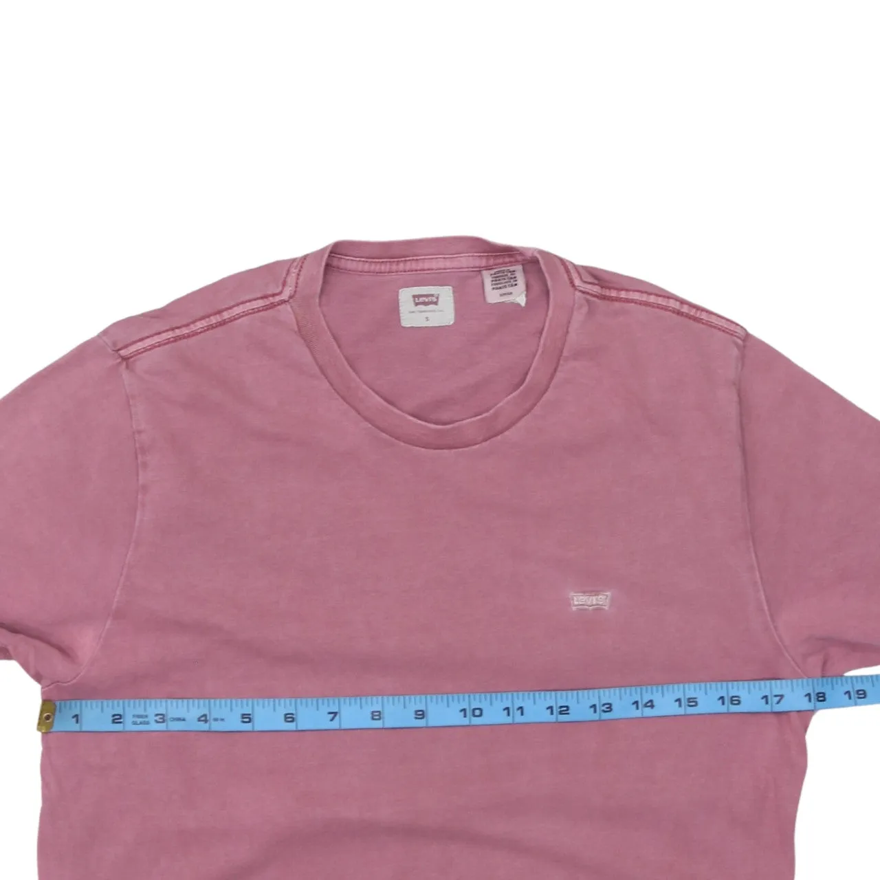 Levi's Faded Pink T Shirt Men's Small Embroidered Chest Logo Crewneck Casual Tee sold by Vintage Club product image thumbnail 5