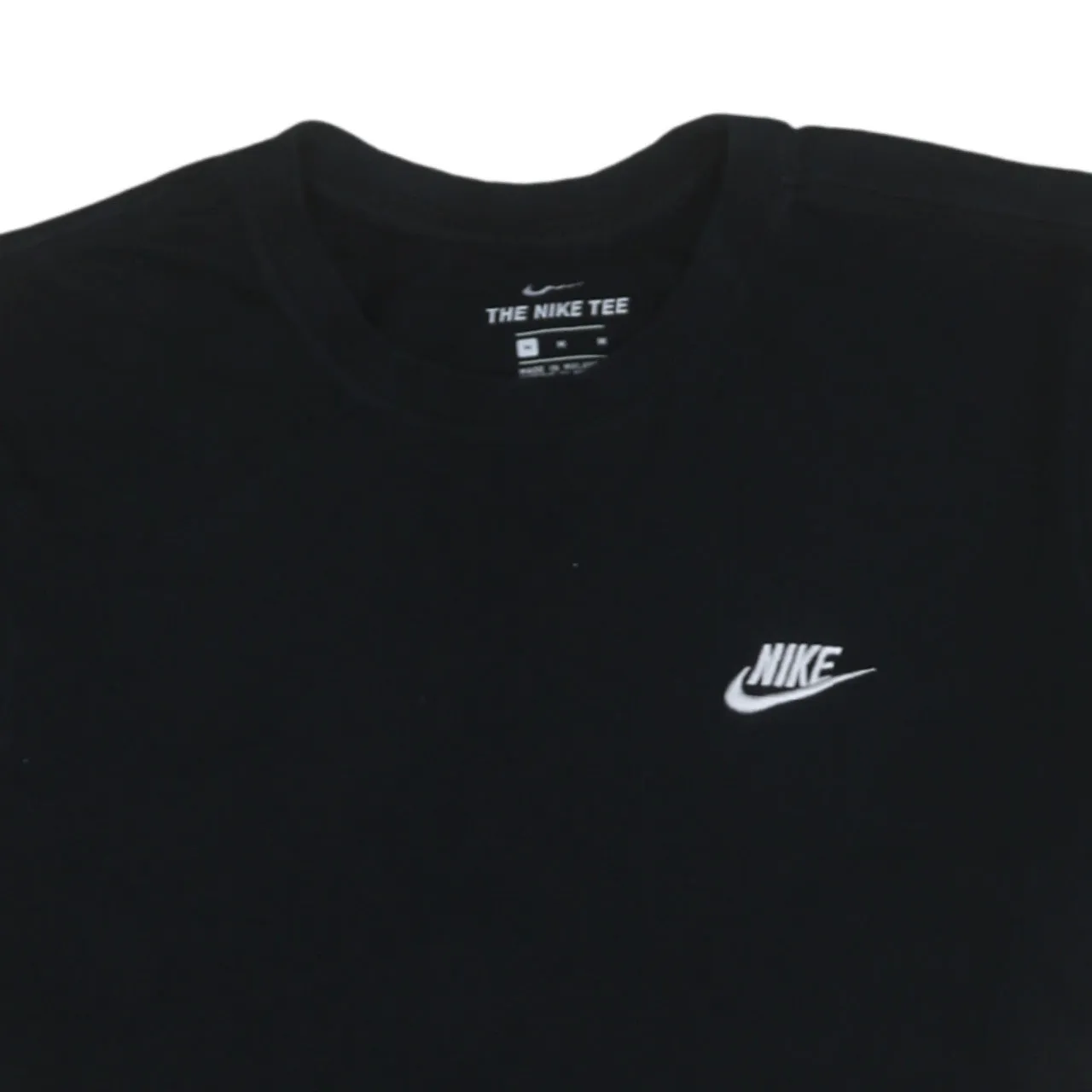 Nike Black T Shirt Men's Medium Printed Swoosh Logo Chest Short Sleeve Tee Top sold by Vintage Club product image thumbnail 3