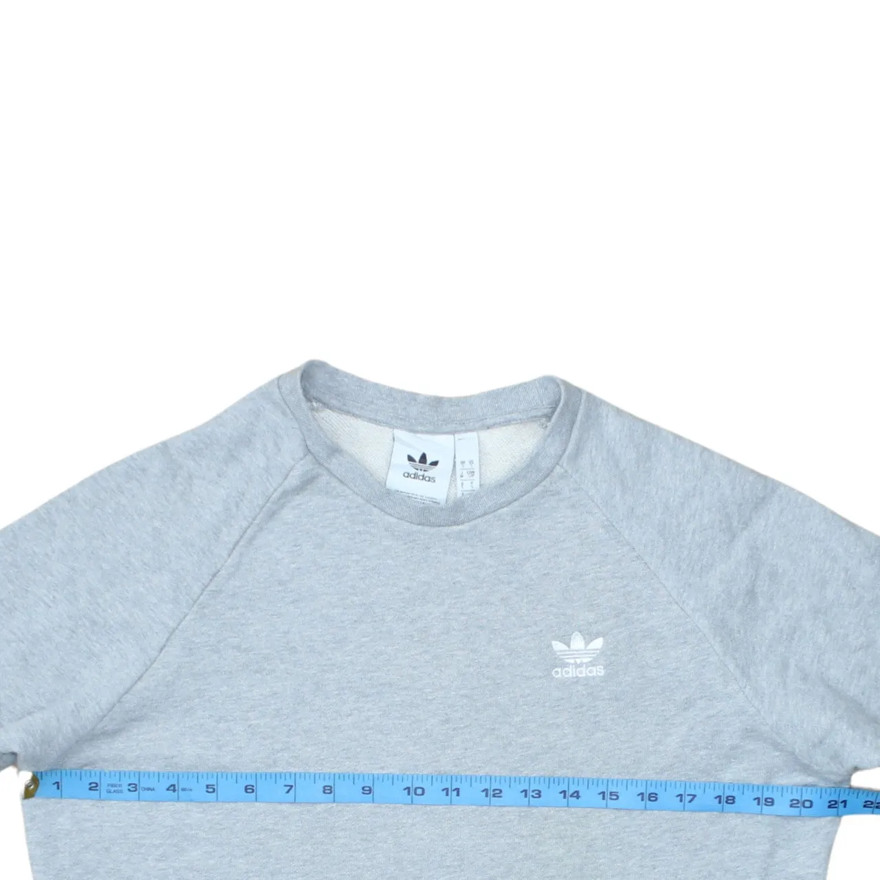 Adidas Light Grey Sweatshirt Men's Small Trefoil Embroidered Logo Crewneck Pullover Top sold by Vintage Club product image thumbnail 5