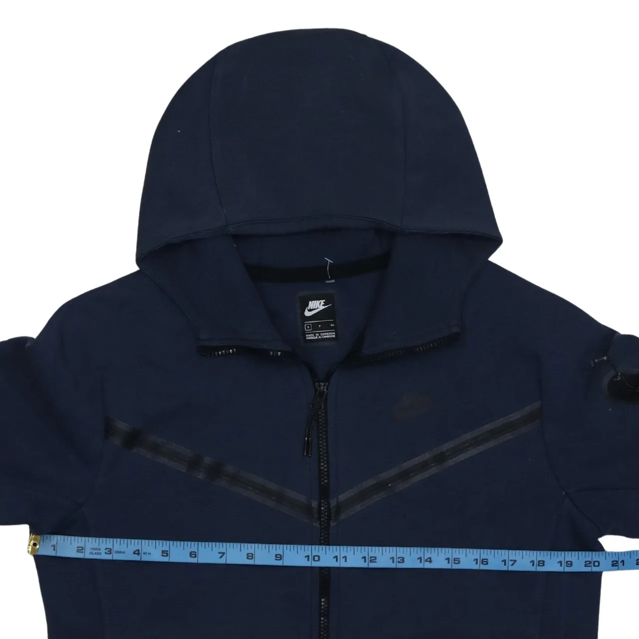 Nike Navy Blue Full Zip Hoodie Men’s Small Arm Pocket Chevron Detail Hooded Sweatshirt sold by Vintage Club product image thumbnail 5