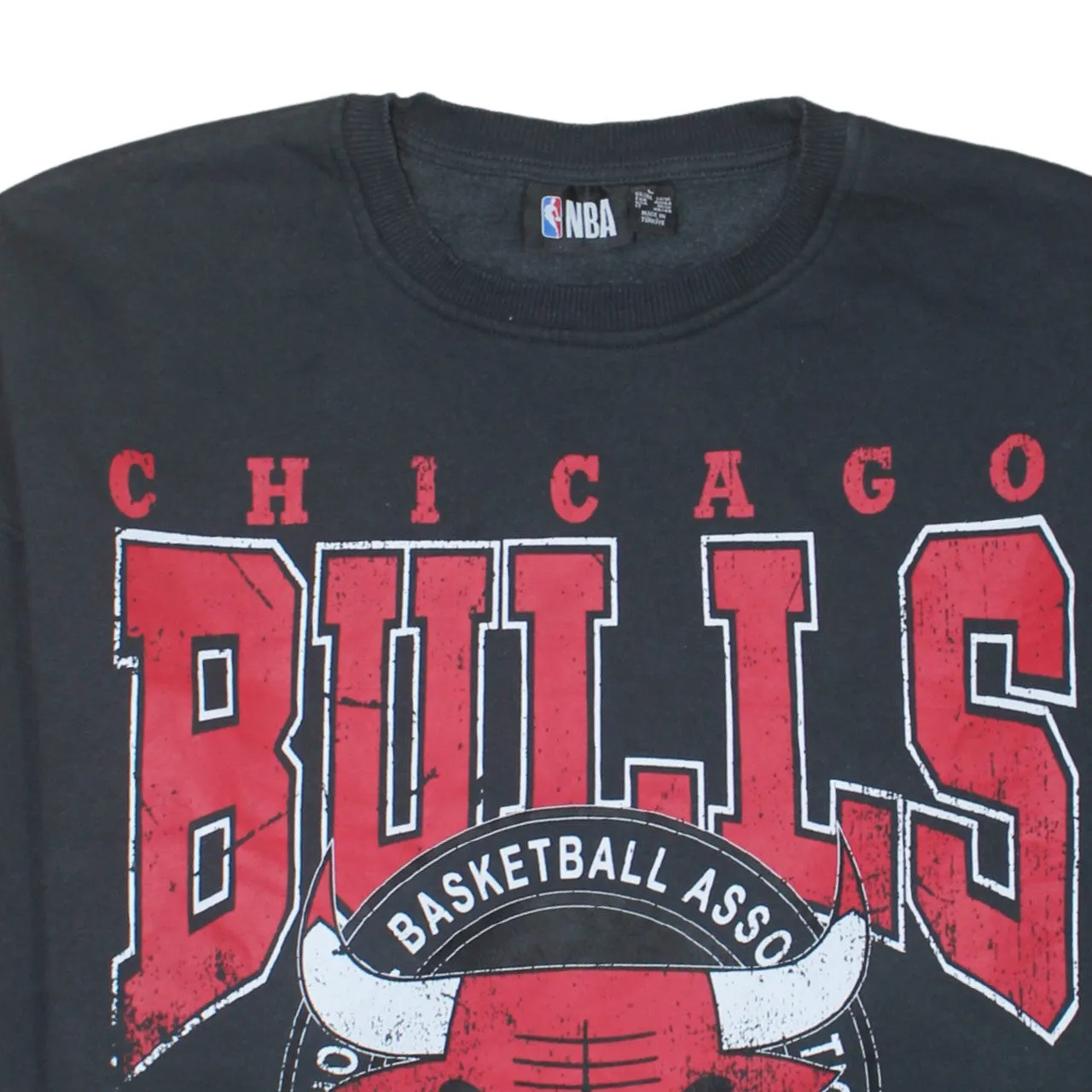 NBA Black Chicago Bulls Sweatshirt Women’s Large Printed Front Logo Fleece Pullover Top sold by Vintage Club product image thumbnail 3