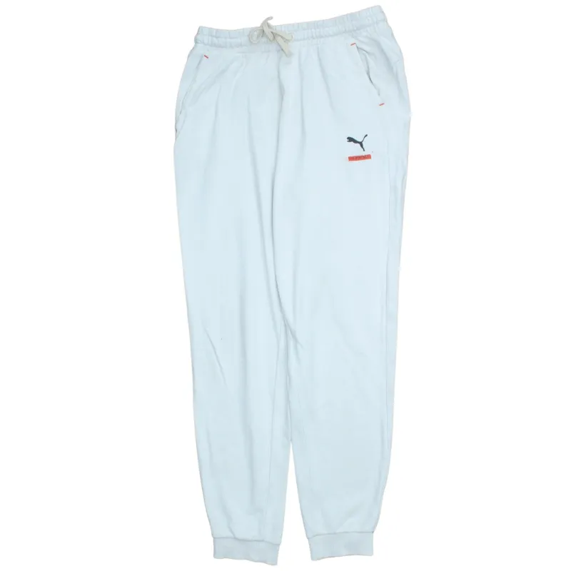Puma White Joggers Sweatpants Men’s Medium Embroidered Logo Cuffed Hem Drawstring Waist sold by Vintage Club